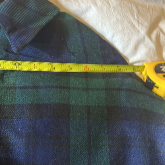Children’s cape plaid green and blue.  Like new condition.  Fiona McDonald. - Picture 9 of 11